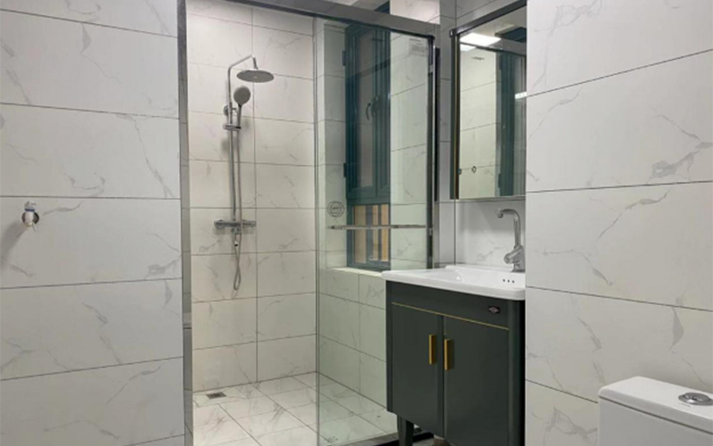 大連裝修公司衛(wèi)生間裝修在瓦工階段這些地方不能忽視！